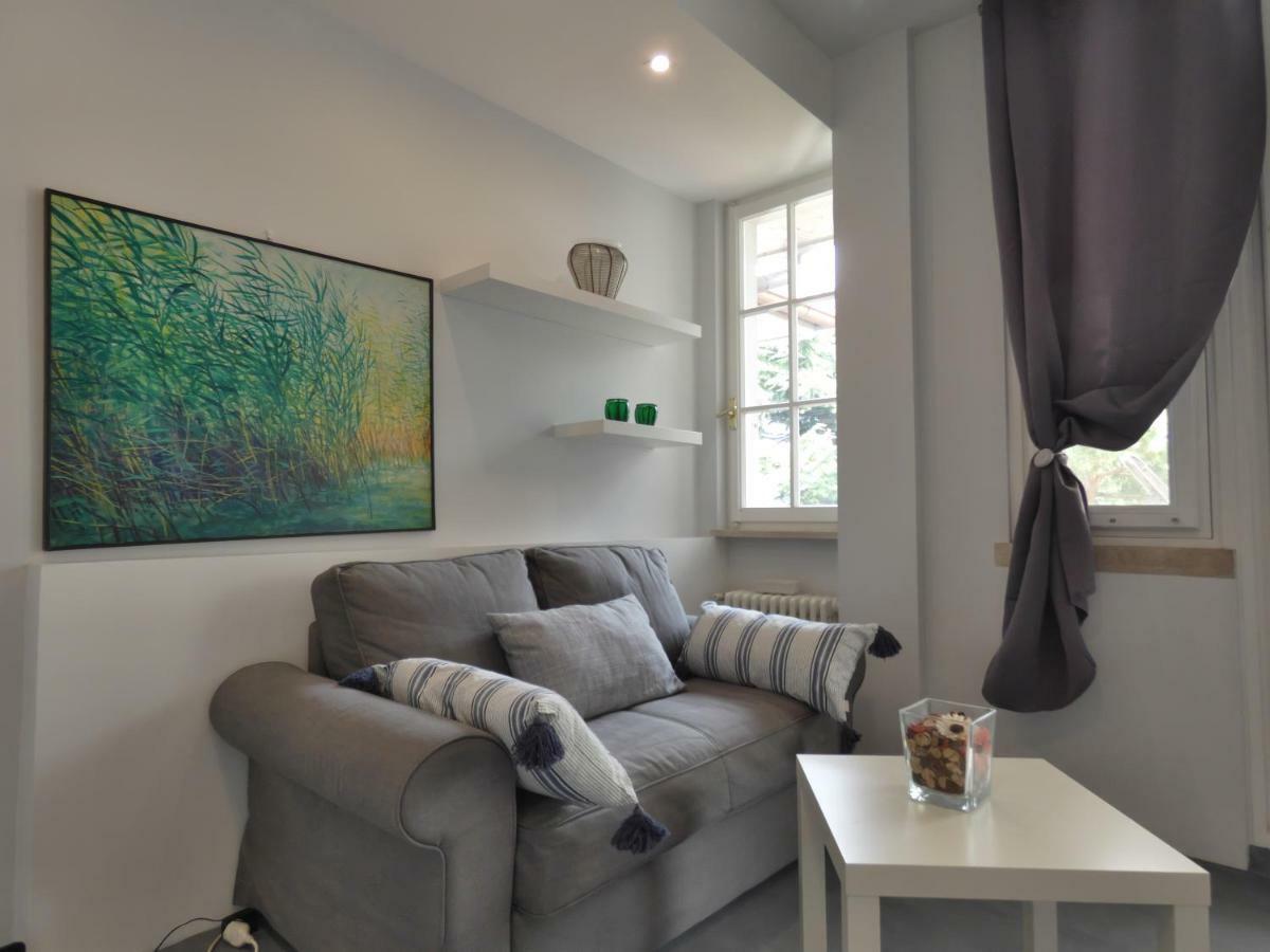 Penthouse Sirmione Close The Lake 외부 사진